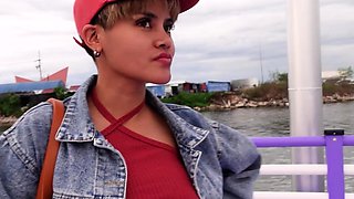 Curvy Thai MILF amateur gets picked up