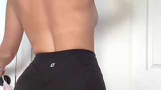 Getting Dressed for the Gym, Do You Like My Outfit?