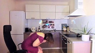 Amateur Blonde With BIG BOOBS Hot Free Cam Show