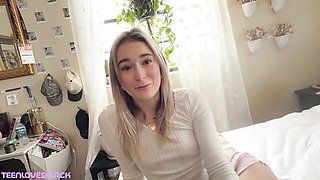 Watch insatiable Thea Marie and Kaby Snow's dirt