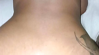 I put on all fours a brunette mother-in-law and give her cock until I cum in her black and hairy close