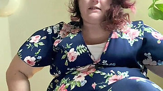 Giantess Discovers a Tiny and Has Fun Turning It Into Foot Slave and Squishy Toy