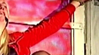 Dominique Spreadlegs