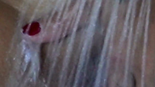 Watch Me Shaving Cunt in the Shower