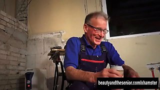 Sexy teen Anina gets nailed by old John