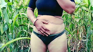 The eldest son's daughter-in-law, in the field, undressed her blouse, saree, clothes, her fat ass is twisting her thick ass, I am putting a land in your ass, I will fuck your daughter-in-law.