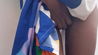Tight Holes on Little Lovet