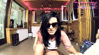 Pinkoutfit, tightpants, curvybody