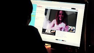 Amateur young teen solo masturbation on her livingroom