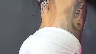 Marked Veins and Powerful Lifts