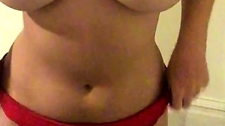 Big boob brunette masturbates on webcam