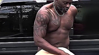 Outdoor Fucking and Blowjob Turns Into a Squirting Mess