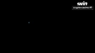 Casal diversifica o prazer com sexo ass-fuck imersivo