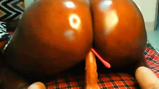Oiled BBW Riding