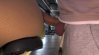 Rough sex with a stranger in the Gym and he came 2 Times.