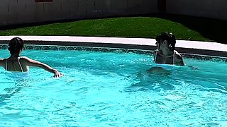 SMALL TIT BRUNETTE TATTOOED TEEN GIRLFRIEND CAUGHT IN SHOWER