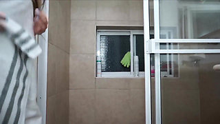 Golden Shower with Sara Blonde