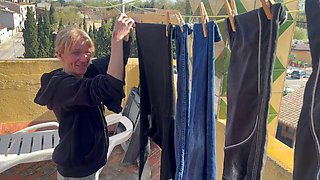 WASHING MACHINE ROOM - THE NEIGHBOUR SUCKS COCK AND I CUM IN HER