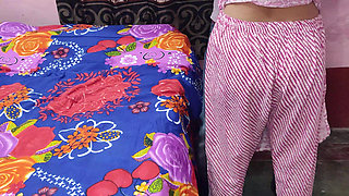 Hostel Se Aayi Choti Sali Ke Sath First Time Sex Keya