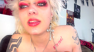 Lipstick Kisses and Blowjob Red Black Lips Deepthroat Sloppy