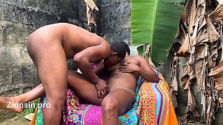 African Outdoor Hot Fuck in Hot Weather