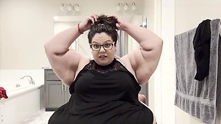 Two Temptations: Plump Paradise Fashion Party wmv