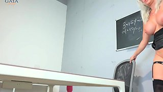 399 Milf Teacher Drink Pee Anal - Pissing - Anal Prolapse