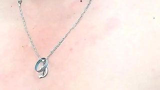 Stepmom with Big and Sexy Buttocks Has to Share a Room with Her Stepson