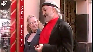 Luxurious blonde slut gives a great orgasm to herself and oldman
