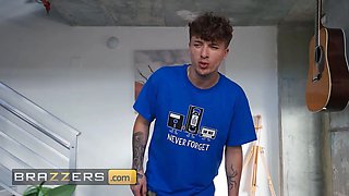 Brazzers - horny Ashley Alexander’s cheating desires lead to hot xxx with her boyfriend's daddy