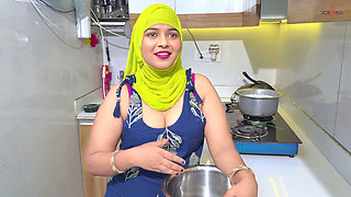 69 Pose- Muslim Hijabi Neighbor Came for Sugar.i Fuck Her with Exchange of Sugar.
