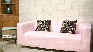 Cumthirsty CFNM babes gives BJ to guy