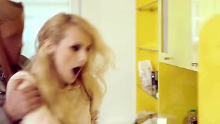 Maya gets caught on the hood of the car! - Jacquie et Michel TV