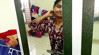 Horney Bhabhi Injoying her roommate in bath