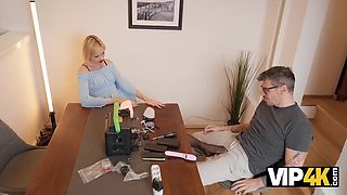 VIP4K: My Vibrator Broke, So I Need Daddy’s Dick Instead
