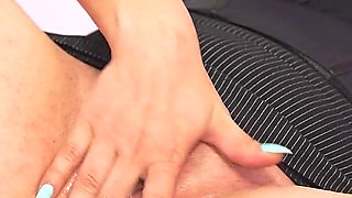 A Very Horny Secretary