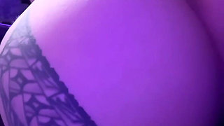 Lacey Pussy Closeup Dildoing