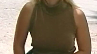 Determined Blonde Peeing Outdoor
