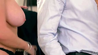 Seeing Double - S1:e7