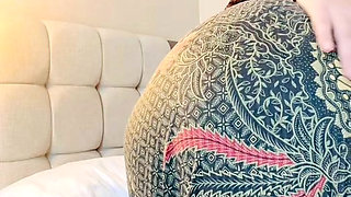 Solo female masturbation with indonesian traditional dress