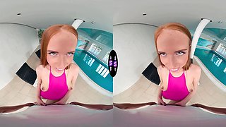 Nasty Holly Molly seduces stranger at luxury motel pool - teenmegaworld