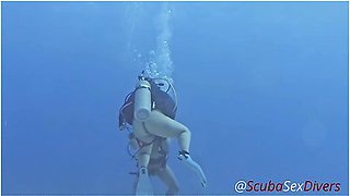 We Take Her Bikini Bottom Off For Some Fun At The Bottom Of The Sea!