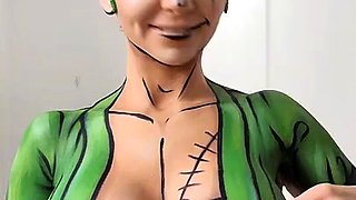 Bodacious cosplayer puts her perfect big tits on display