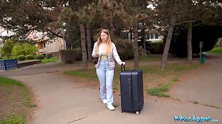 This female looked lost - public agent