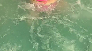 Davisdesires Is in the Pool Watch Her Pussy Drool