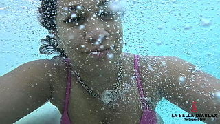 Relaxing MILF Jacuzzi Soak with Lofi Melodies