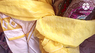 Pakistani Desi Wife Has a Fun Time