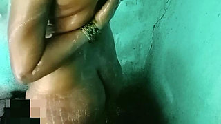 I m hot bathroom sex kanada Tamil lady