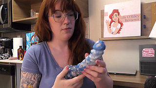 NSFW Review of the Night King Dildo by Uberrime
