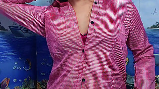 Indian Hot Desi schoolgirl Changing uniform And masterbating. Indian desi selfie video.
